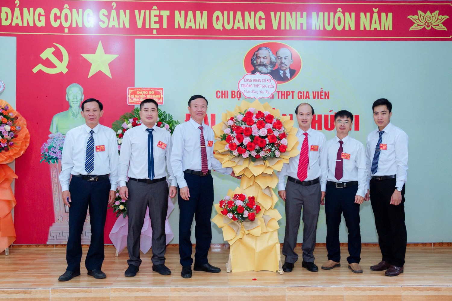 Đại hội Chi bộ nhiệm kỳ 2025-2030